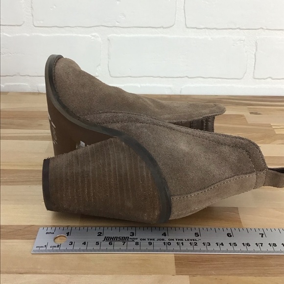 NINE West Siennago ankle beige boots chunky heels southwestern Western Country 6 - Picture 12 of 16